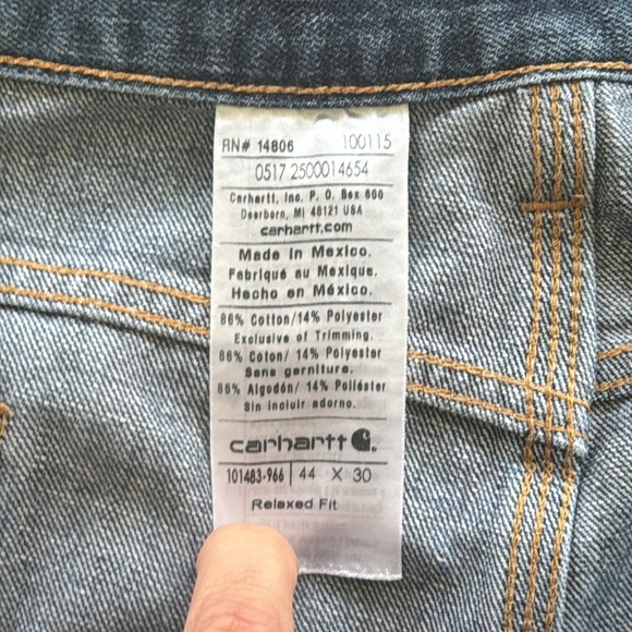Carhartt Classic Relaxed Fit Blue Jeans size 44x30 - Picture 4 of 5